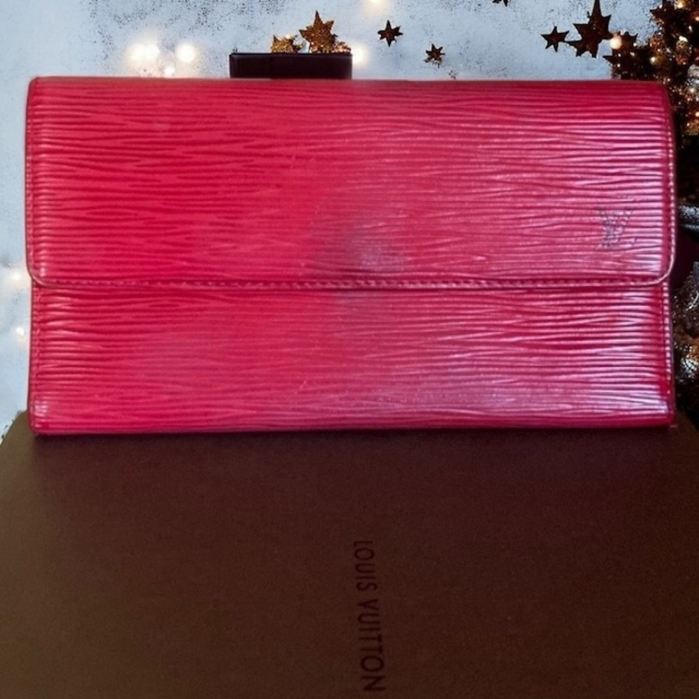 Gorgeous Authentic Red Epi Louis Vuitton Walket